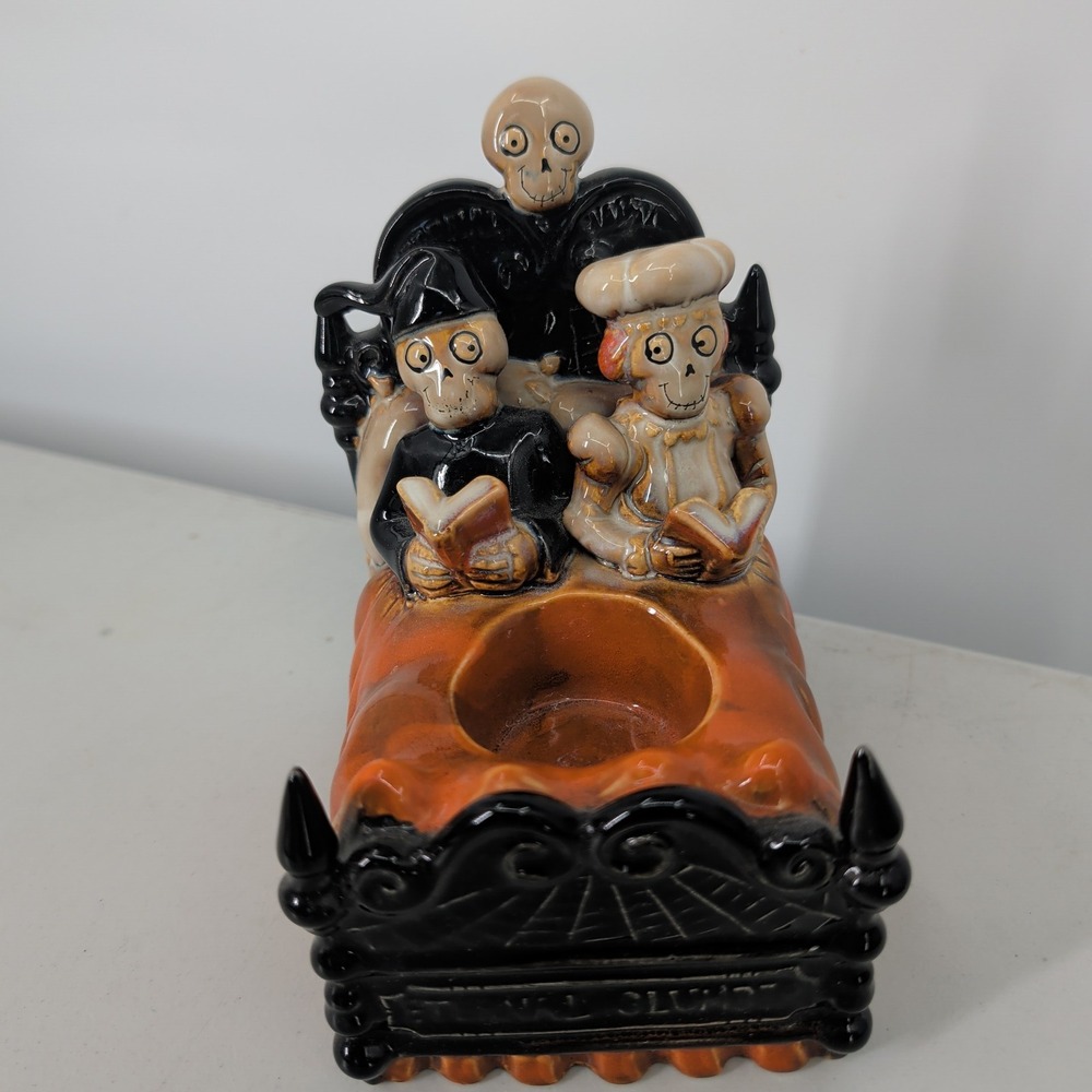 Yankee Candle Boney Bunch 2010 Eternal Slumber Skeleton Couple Tea Light Holder